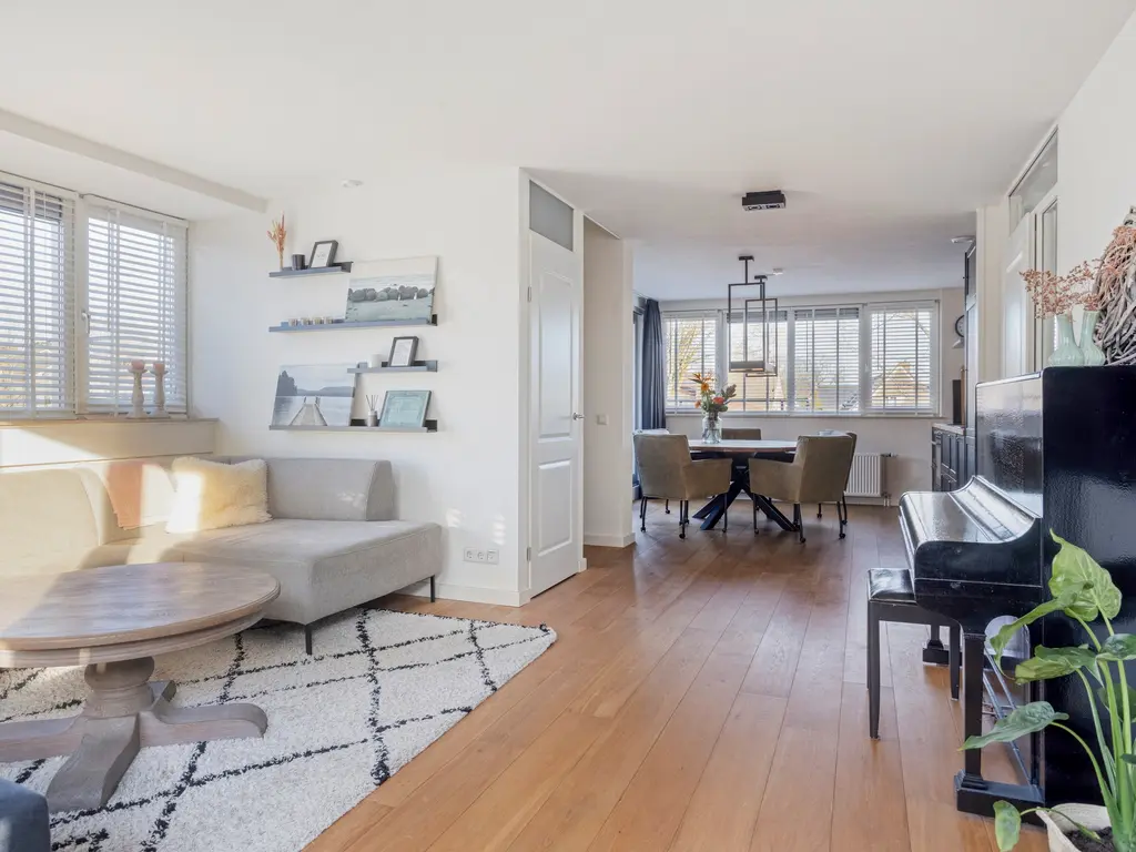 Middelmeede 24, Made