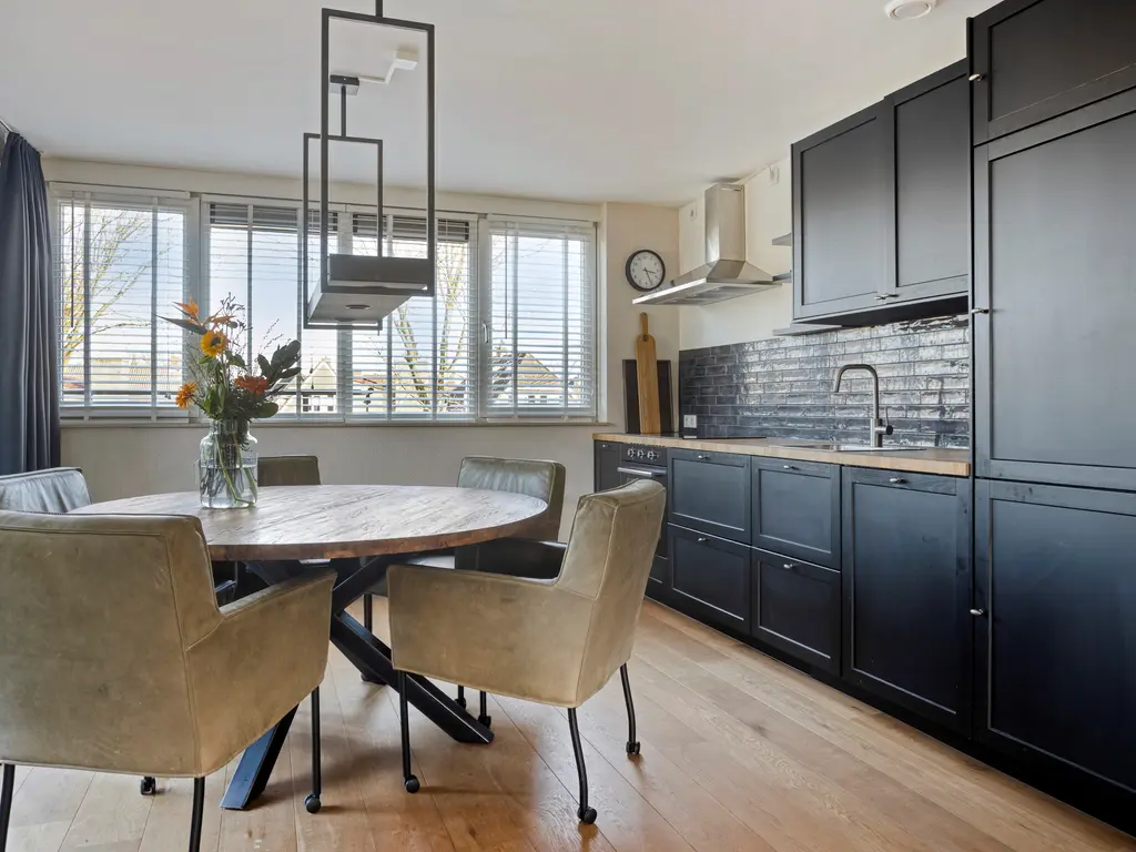 Middelmeede 24, Made