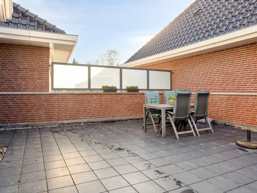 Middelmeede 24, Made