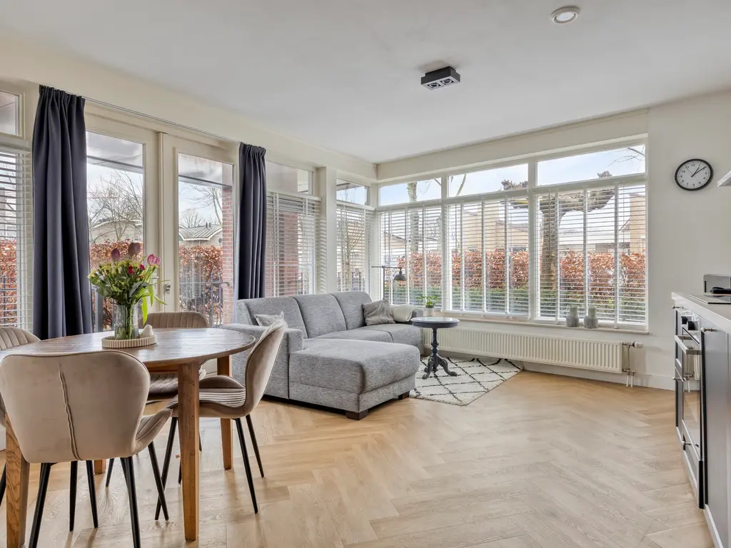 Middelmeede 24, Made