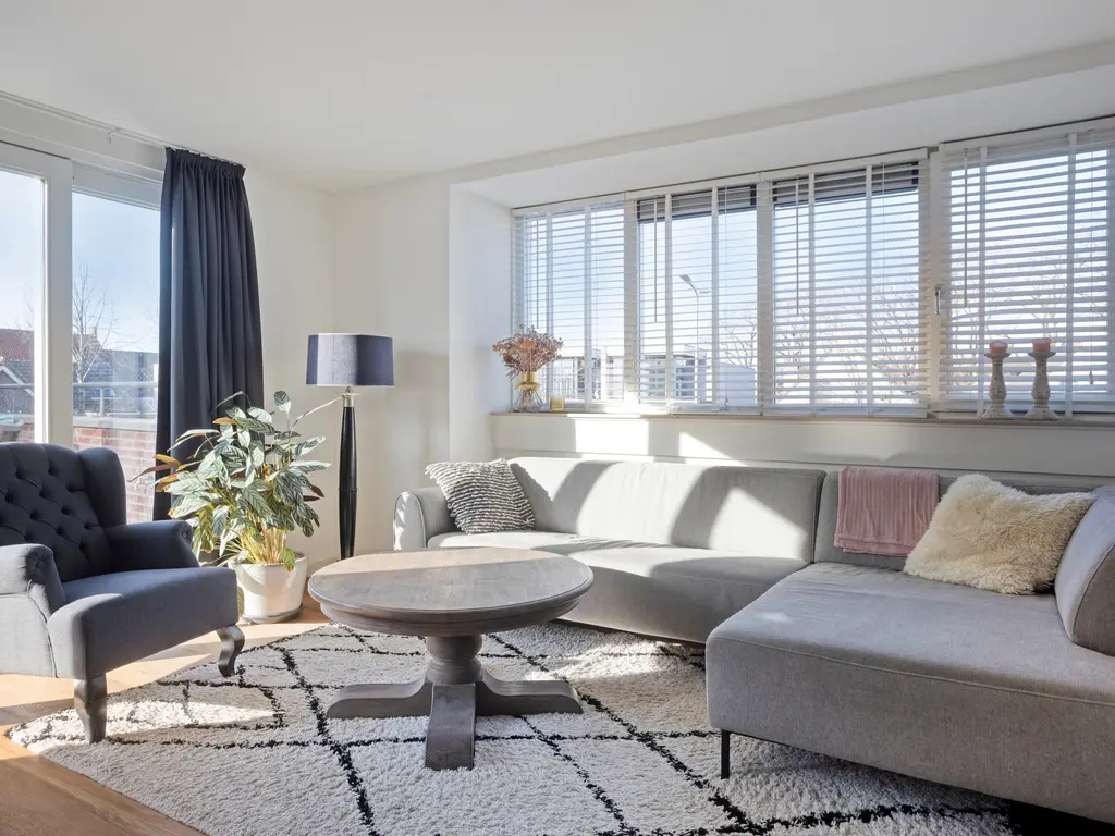 Middelmeede 24, Made