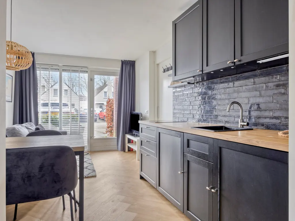 Middelmeede 24, Made