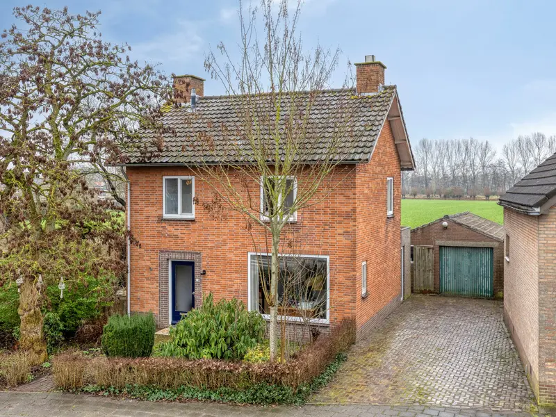 Benedenkerkstraat 25, Waspik