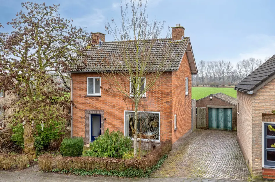 Benedenkerkstraat 25