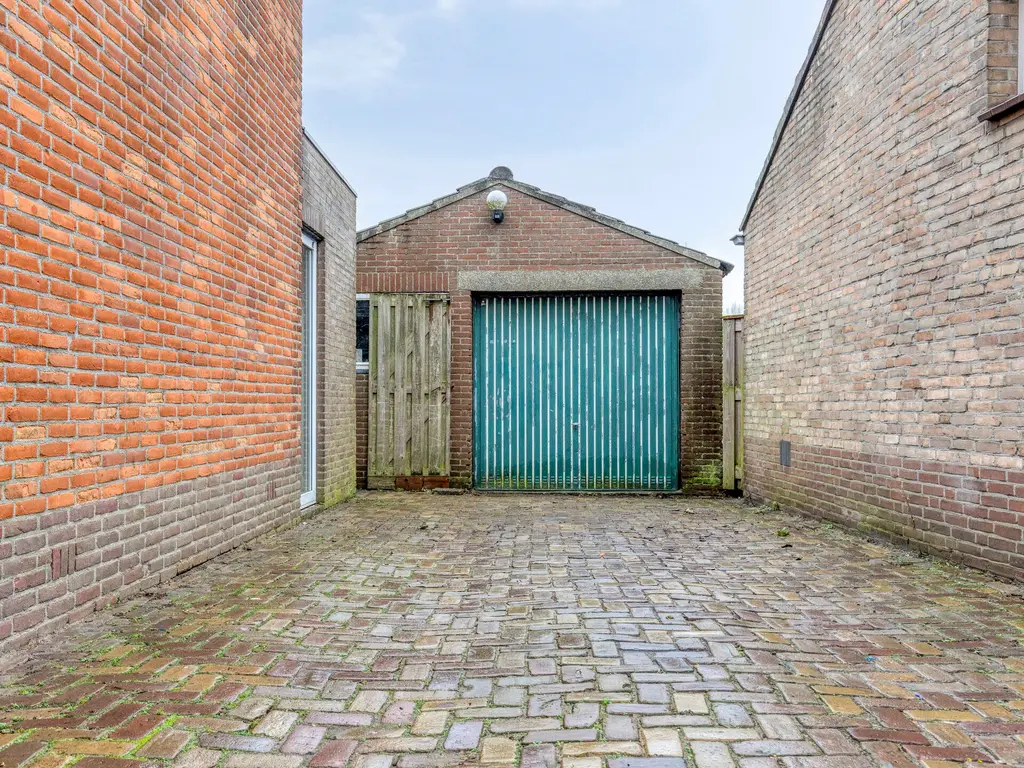 Benedenkerkstraat 25, Waspik