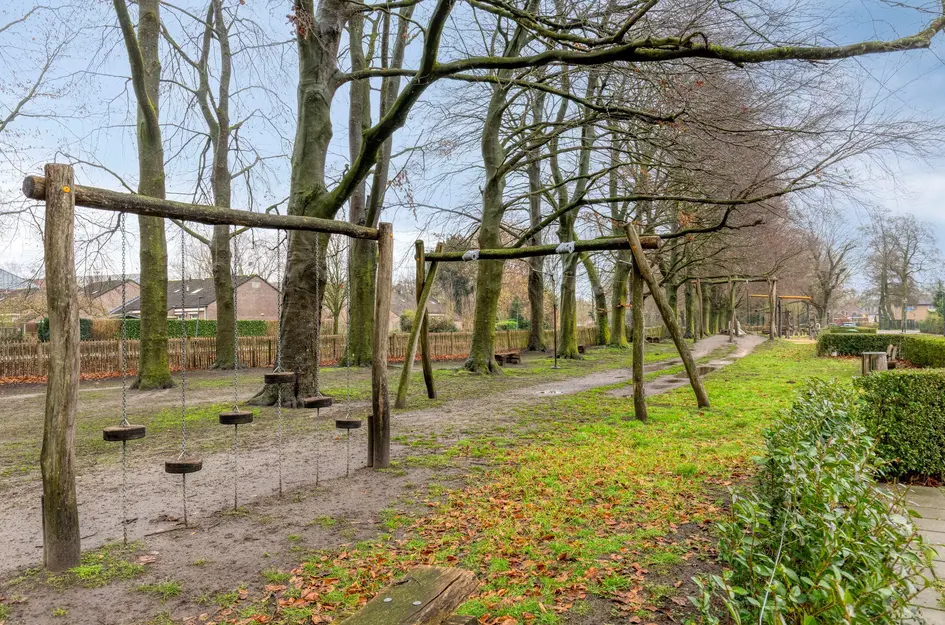 Benedenkerkstraat 25