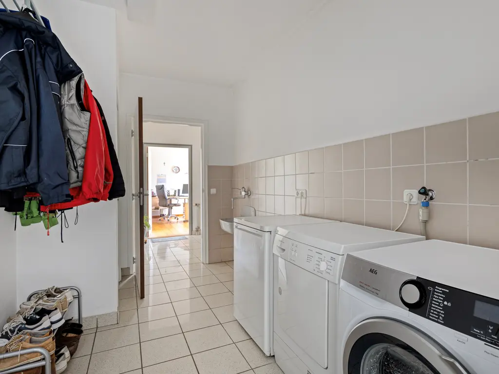 Veertels 6, Riel