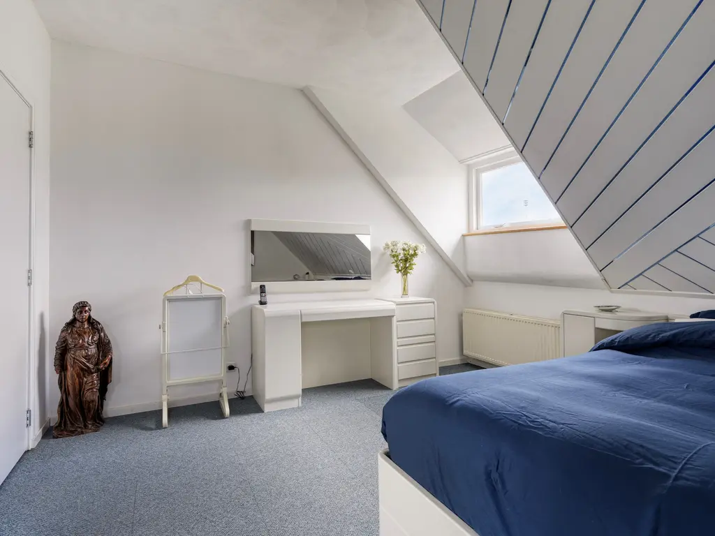 Veertels 6, Riel