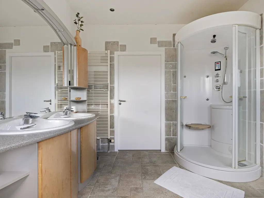 Veertels 6, Riel