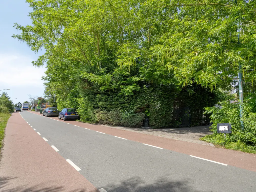 Huizersdijk 16, Zevenbergen
