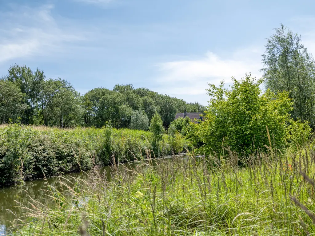 Huizersdijk 16, Zevenbergen