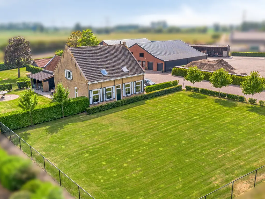 Tholenseweg 29, Halsteren