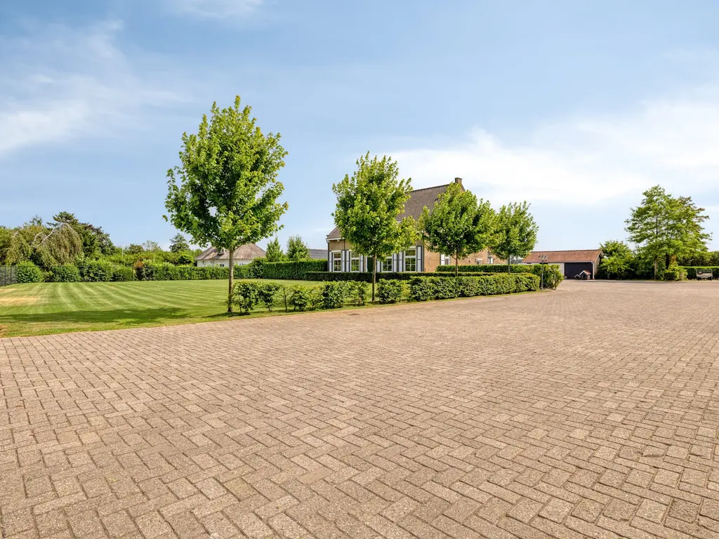 Tholenseweg 29, Halsteren