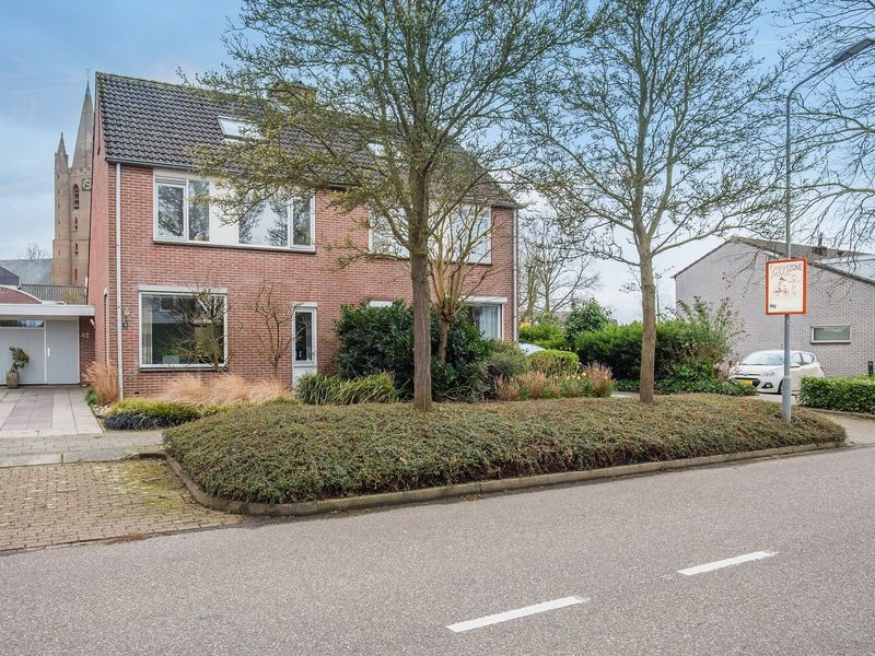 Elstarstraat 48, Kapelle