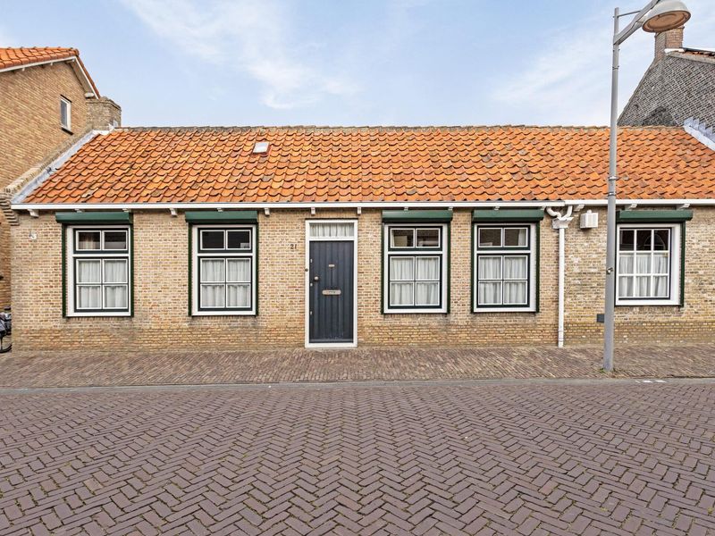 Dorpsstraat 21, HEINKENSZAND