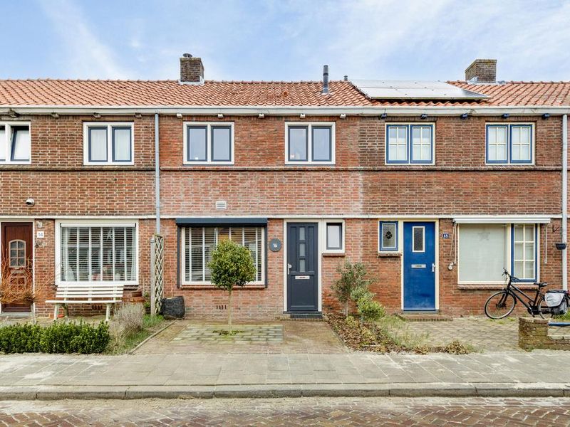 Violenstraat 16, GOES