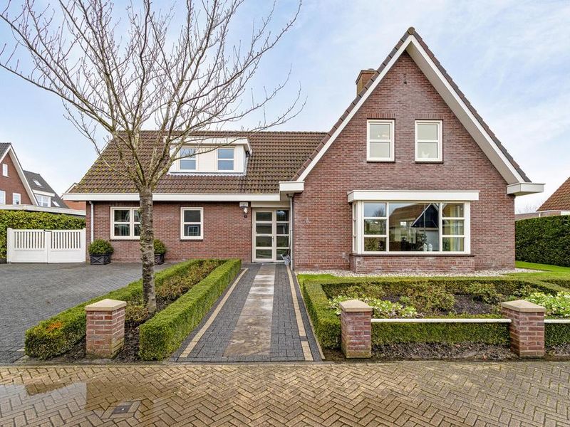 Teunisbloem 1, KAPELLE