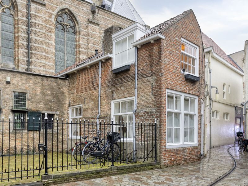 Kattenstraatje 2, GOES