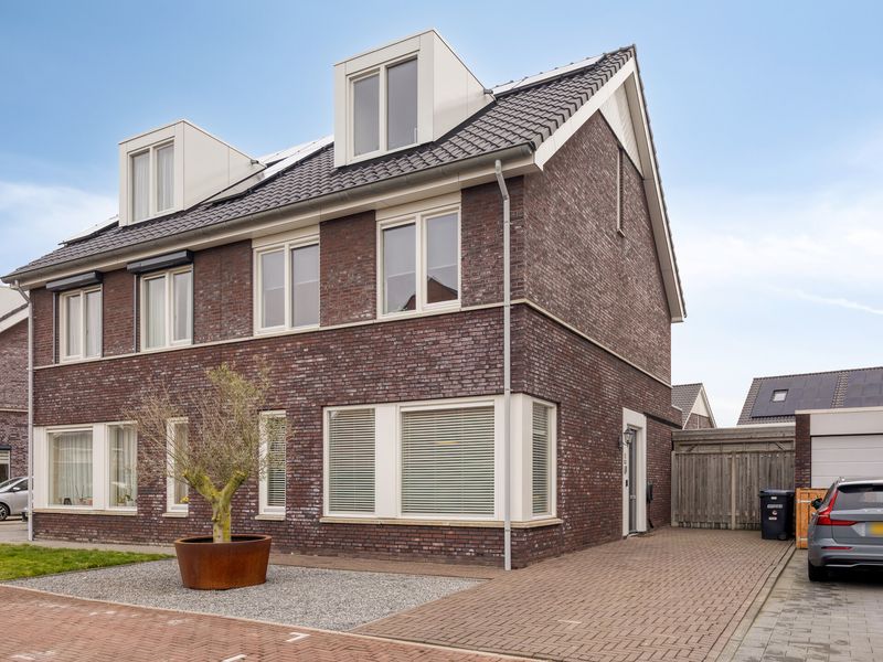 Acht Gemeten 9, GOES