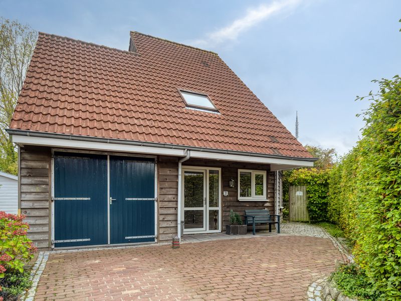 Indira Gandhilaan 31, Goes