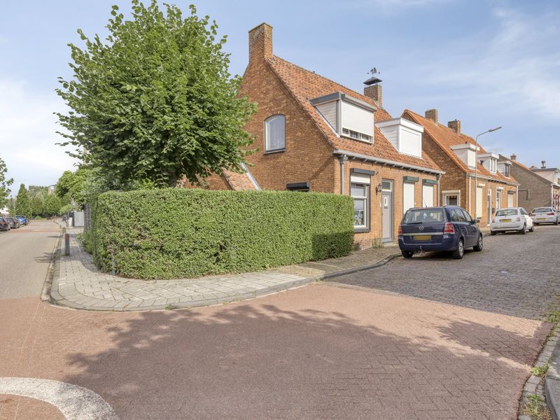 Nieuwe Kerkstraat 2, YERSEKE