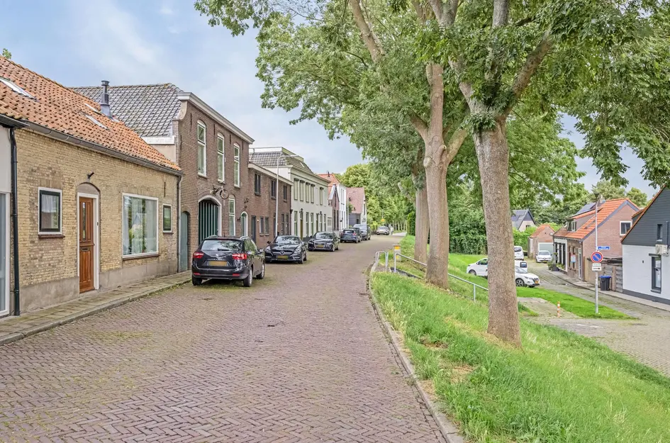 Molendijk 83