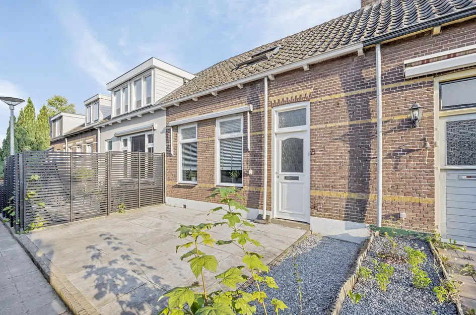 Schoolstraat 8