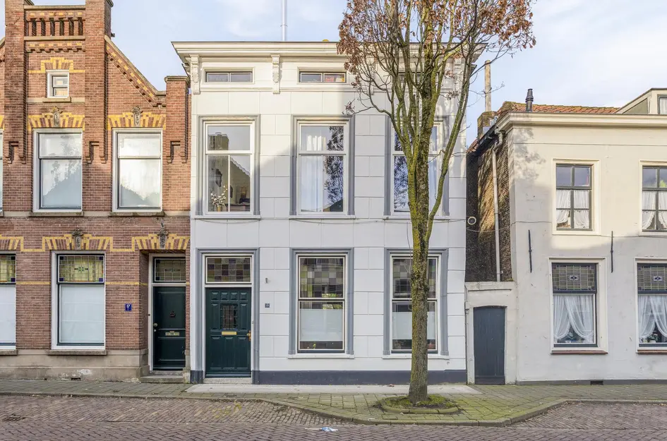 Voorstraat 19