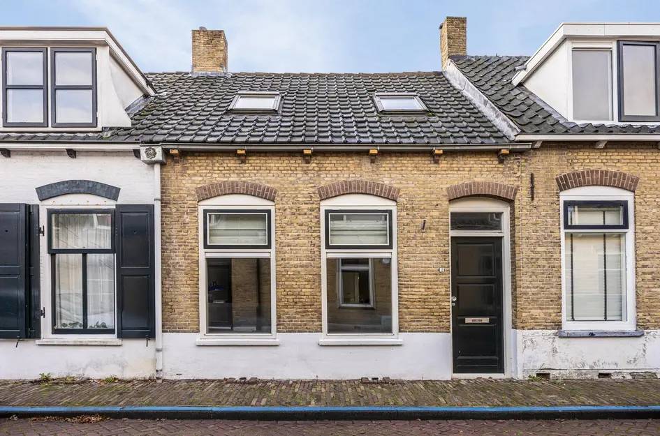 Weeshuisstraat 12