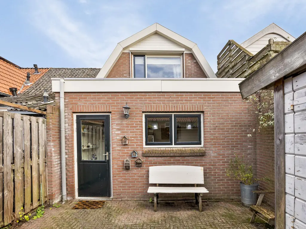 Weeshuisstraat 12, SOMMELSDIJK