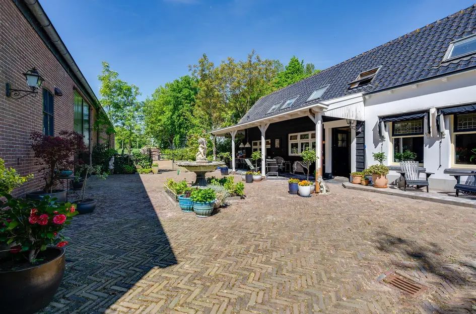 Bouwdijk 11