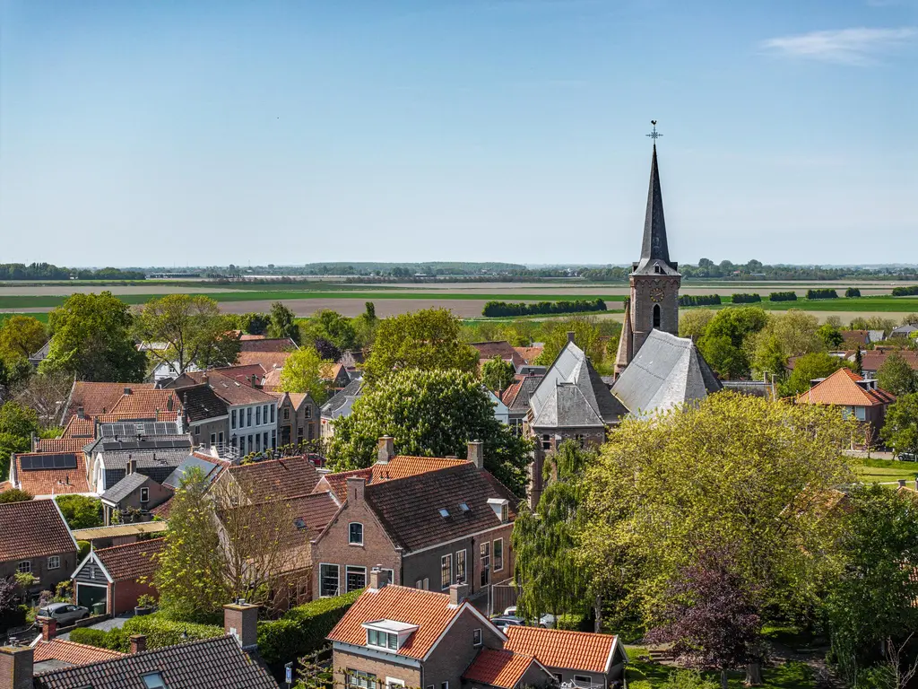 Ring 32, DREISCHOR