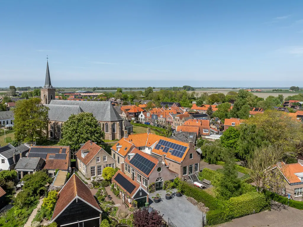 Ring 32, DREISCHOR