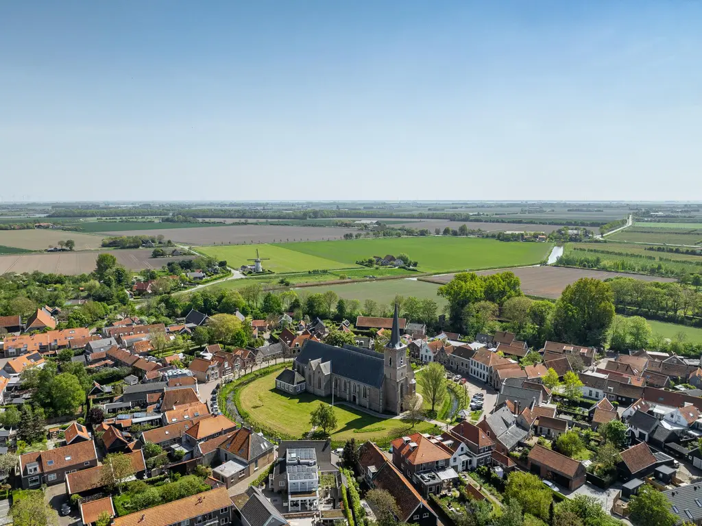 Ring 32, DREISCHOR