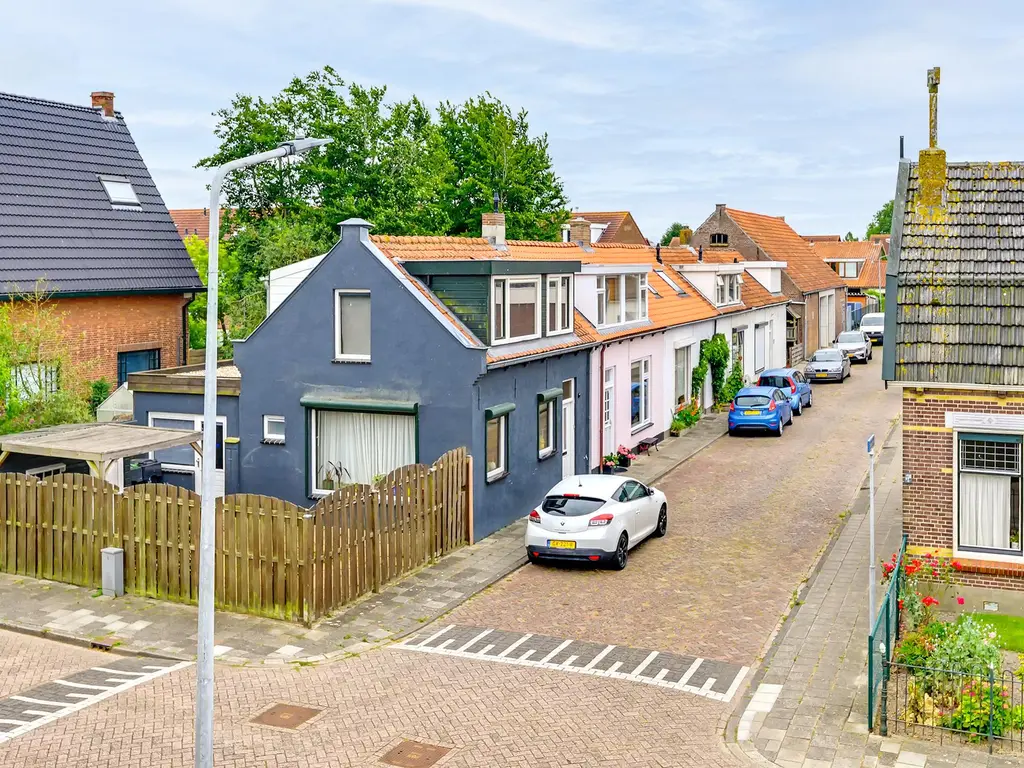 Julianastraat 3, DEN BOMMEL