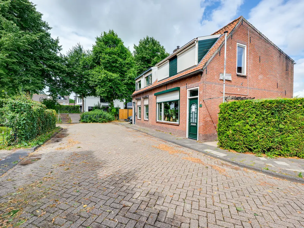 Julianastraat 28, OOLTGENSPLAAT