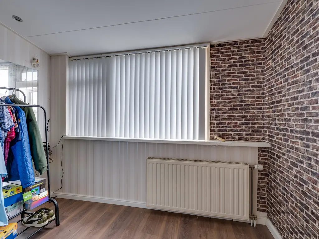 Julianastraat 28, OOLTGENSPLAAT