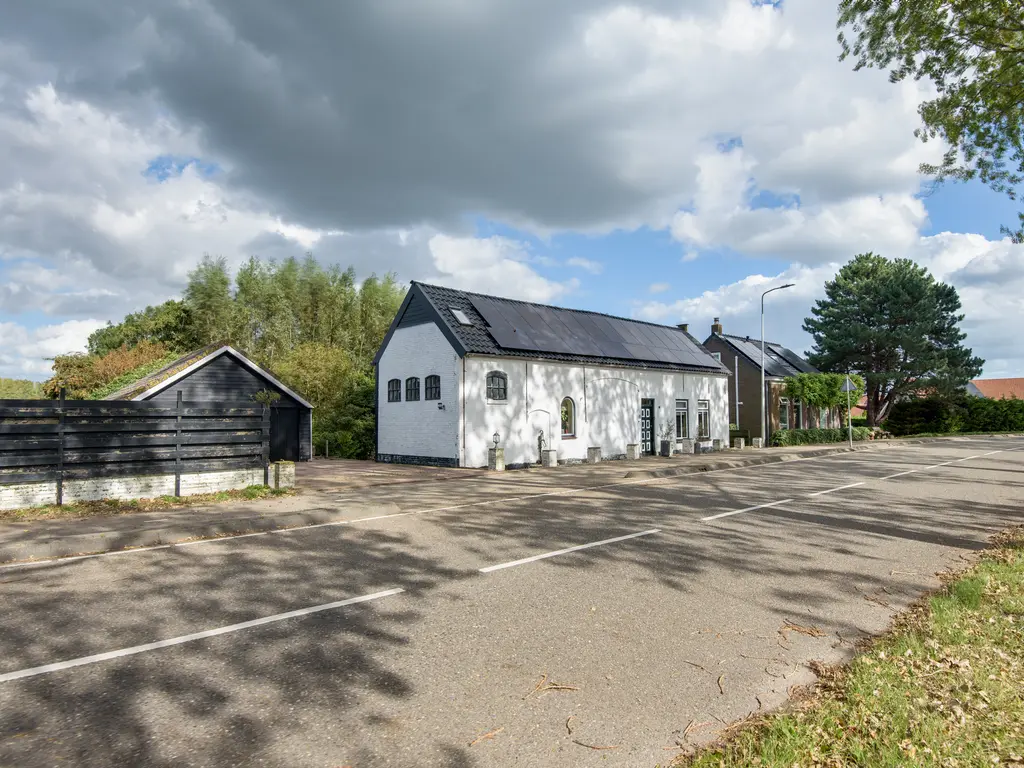 Lieve Vrouwepoldersedijk 23, STAD AAN 'T HARINGVLIET