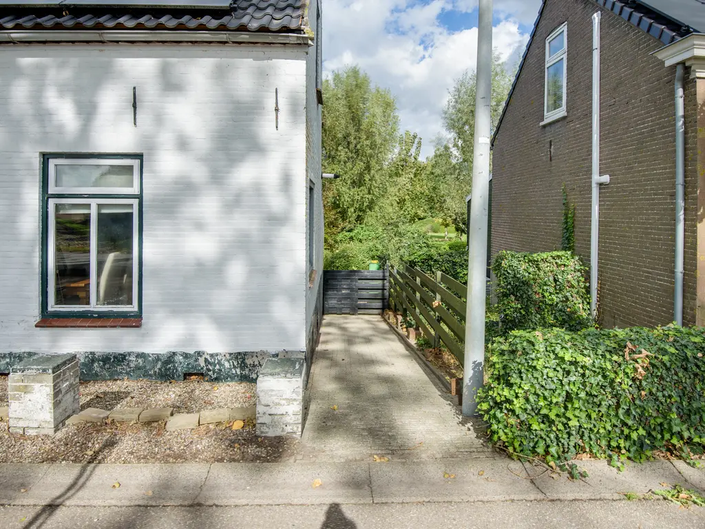Lieve Vrouwepoldersedijk 23, STAD AAN 'T HARINGVLIET