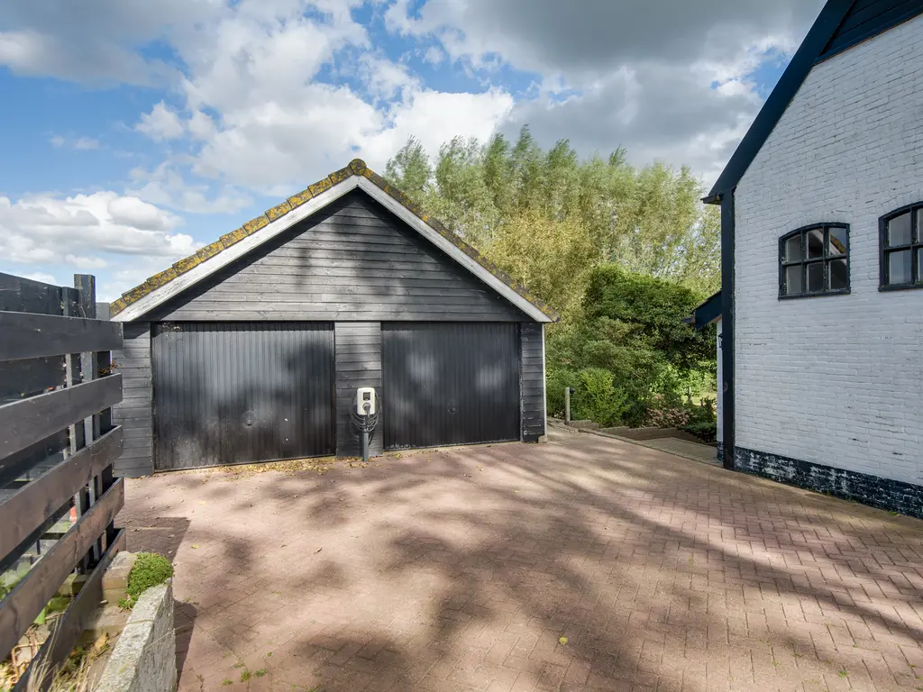 Lieve Vrouwepoldersedijk 23, STAD AAN 'T HARINGVLIET
