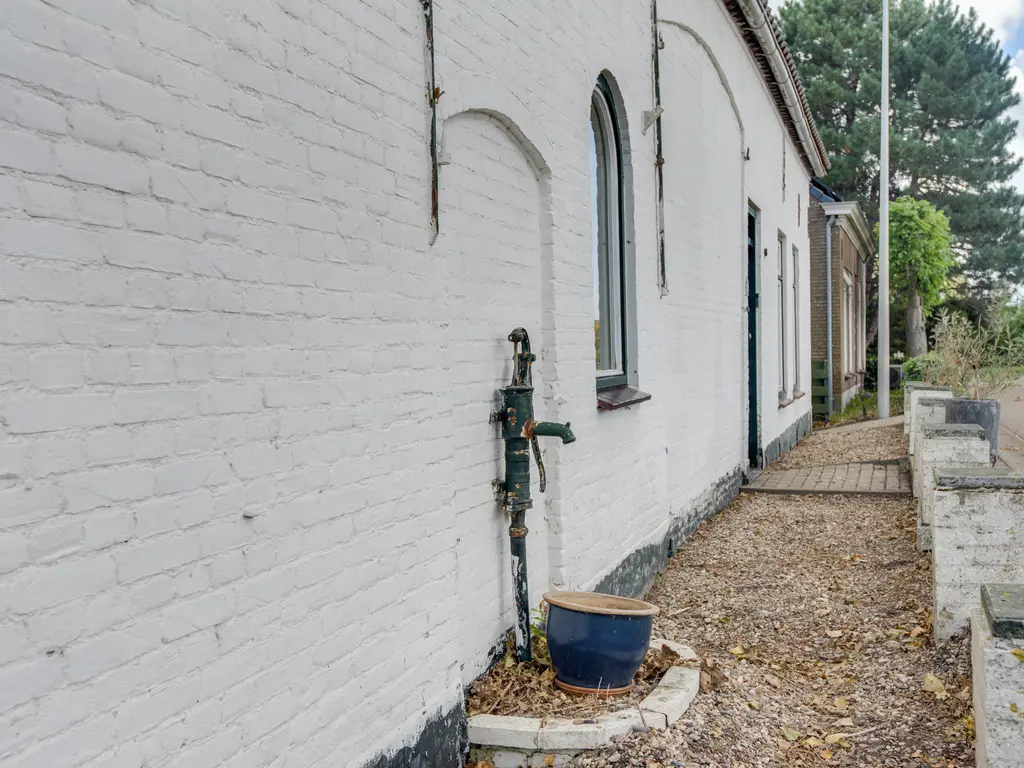Lieve Vrouwepoldersedijk 23, STAD AAN 'T HARINGVLIET