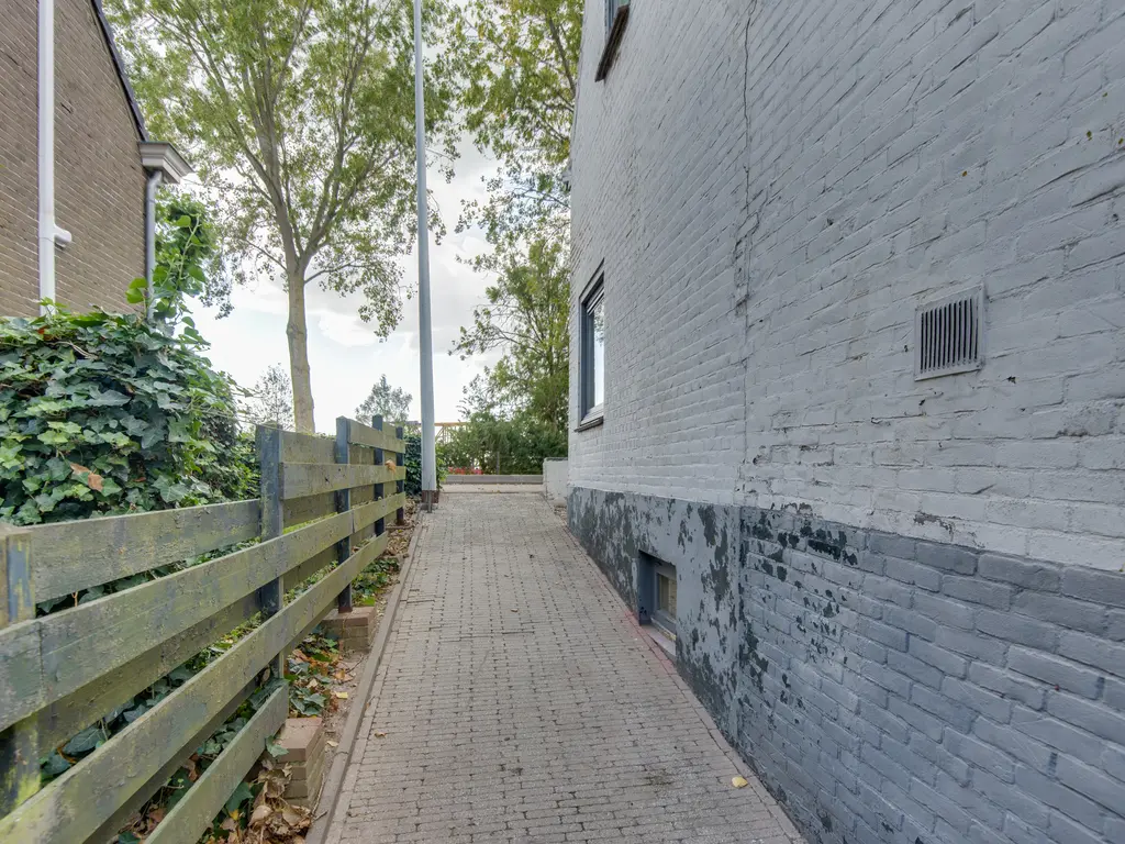 Lieve Vrouwepoldersedijk 23, STAD AAN 'T HARINGVLIET
