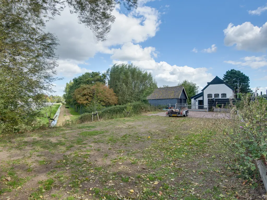 Lieve Vrouwepoldersedijk 23, STAD AAN 'T HARINGVLIET