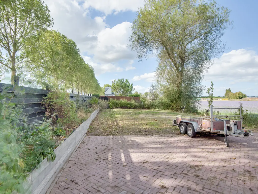 Lieve Vrouwepoldersedijk 23, STAD AAN 'T HARINGVLIET