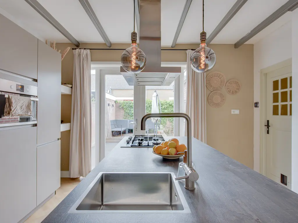 Wilhelminastraat 5, DEN BOMMEL