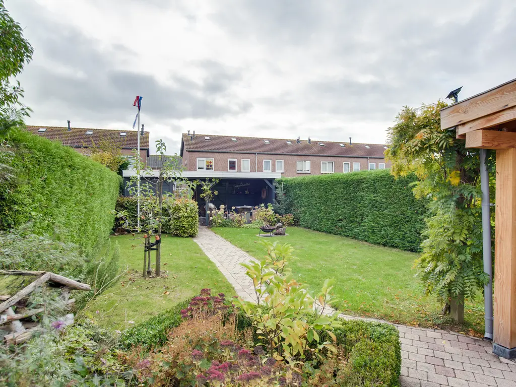 Schaapsdreef 4, DEN BOMMEL