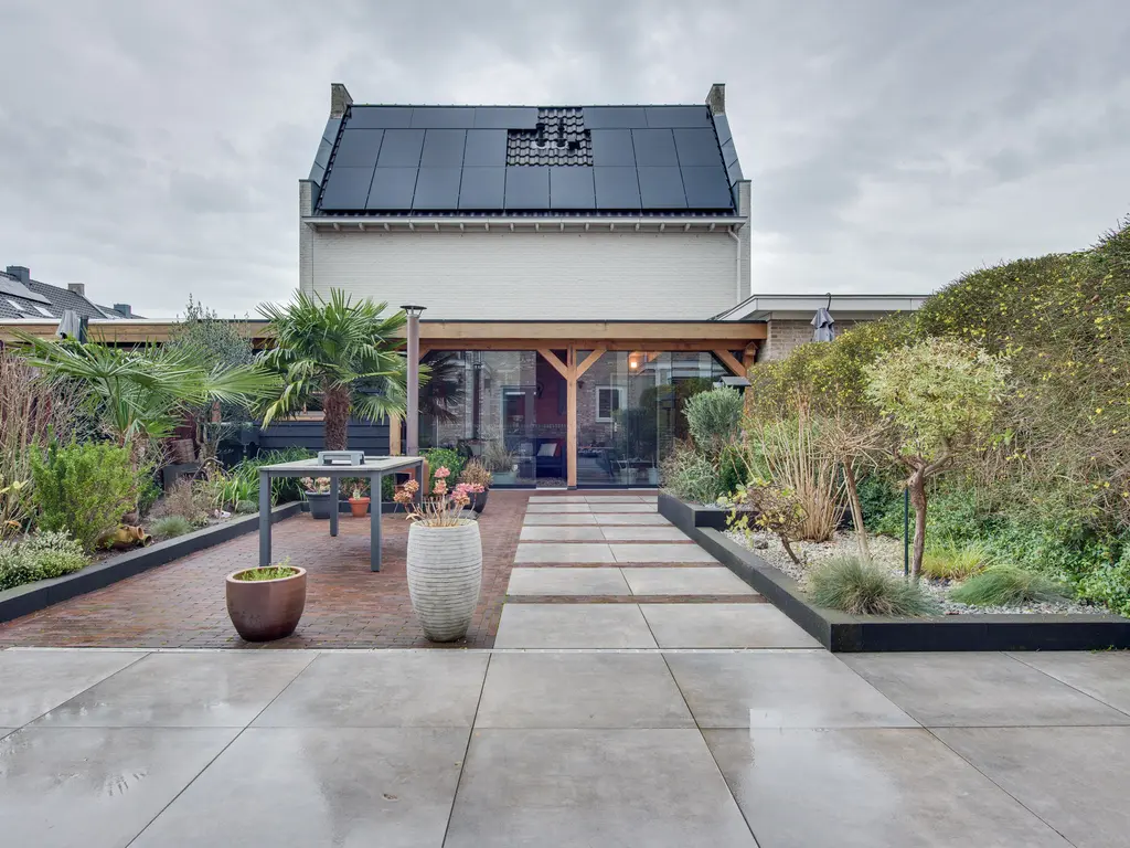 Herman Heijermanssingel 86, MIDDELHARNIS