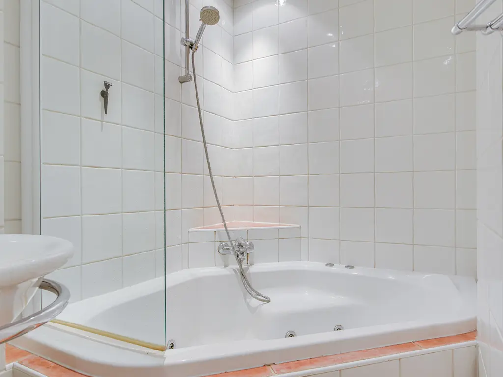 Sluuslaan 3, MIDDELHARNIS