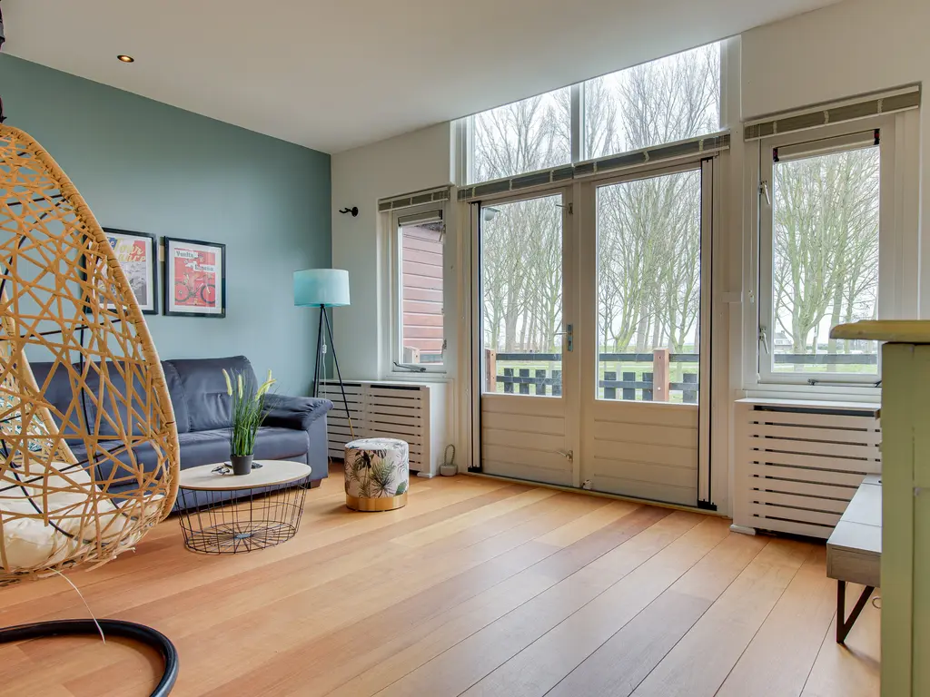 Sluuslaan 3, MIDDELHARNIS