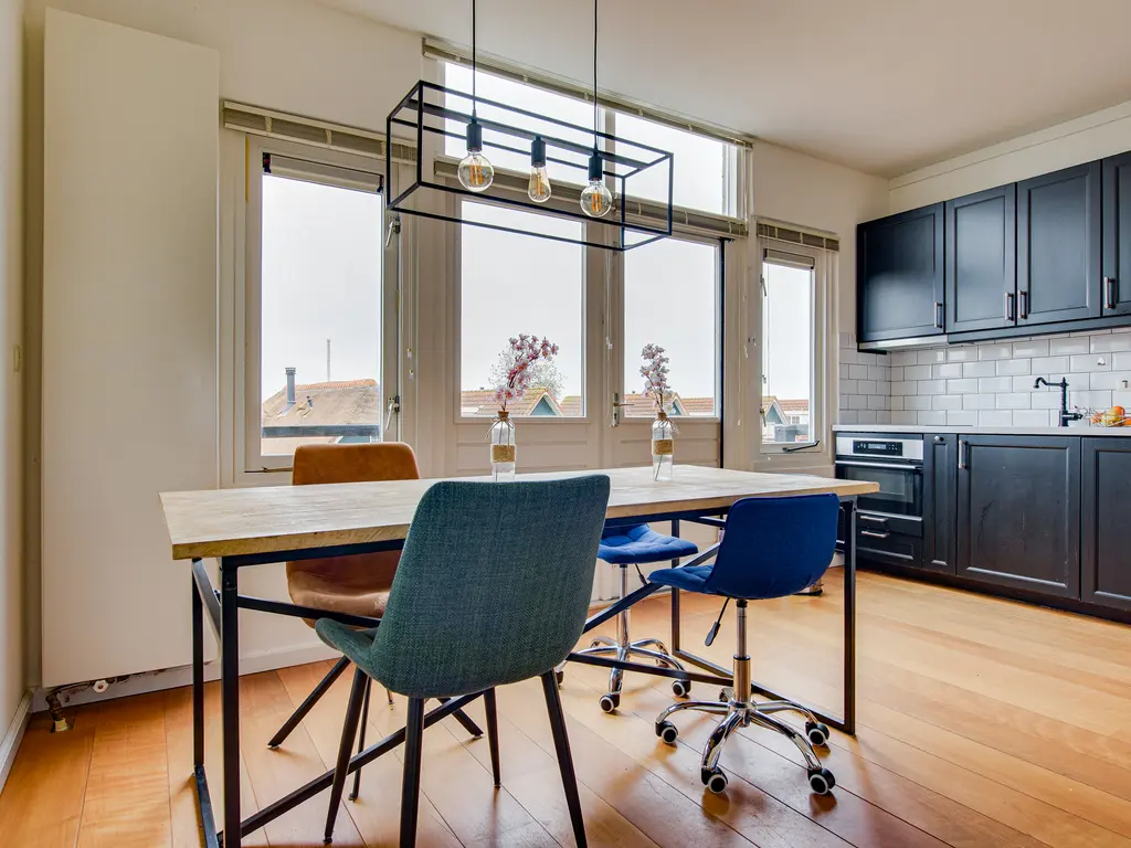 Sluuslaan 3, MIDDELHARNIS